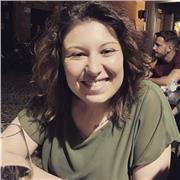 Ragazza laureata Offre ripetizioni di italiano e tutte le materie umanistiche , inglese e francese età elementari medie e superiori